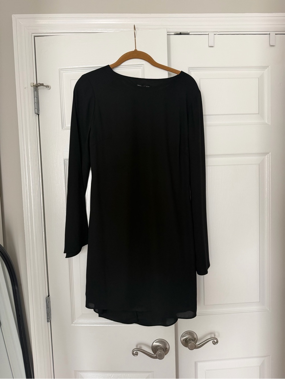 Express Black Long Sleeve Shift Dress